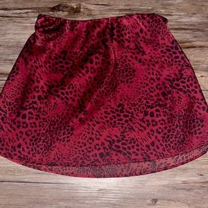 Animal print burgundy skirt